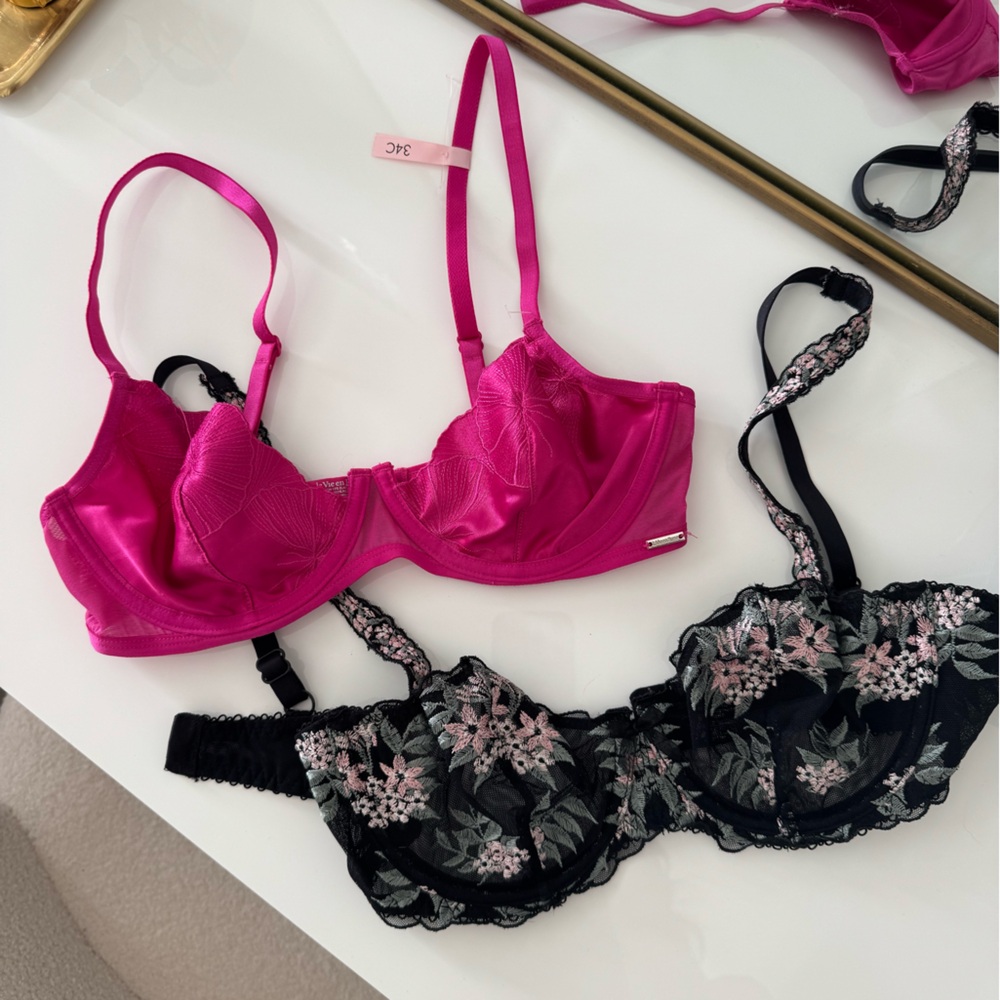 two la Vie en Rose dainty bras